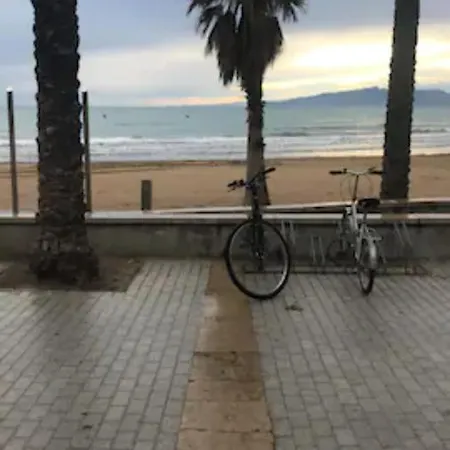 Centrico Y Con Piscina A 5 Min. Playa